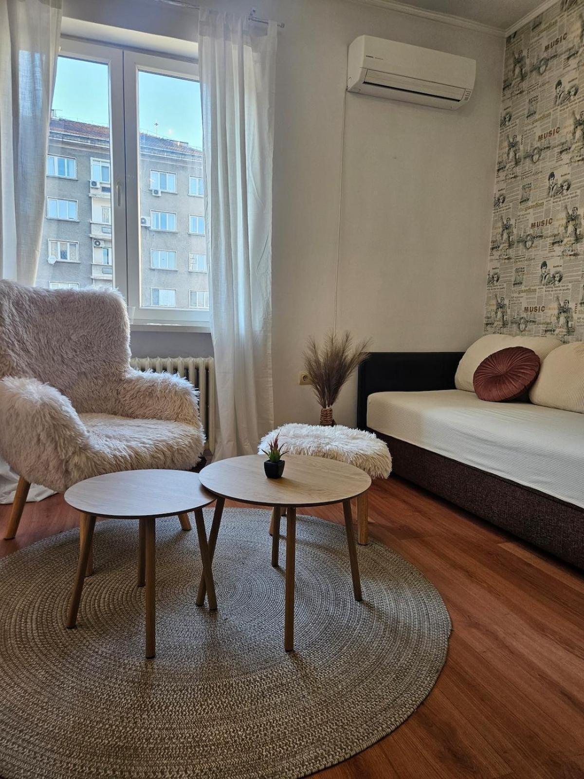 Center Park Apartment