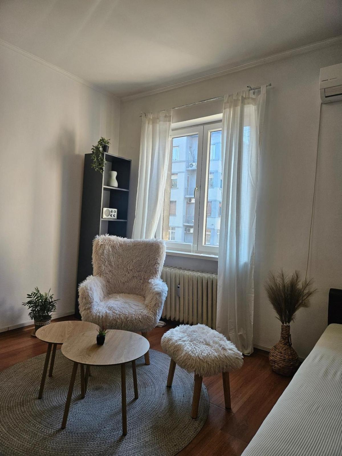 Center Park Apartment